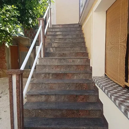 Nenadovic Apartament Vir